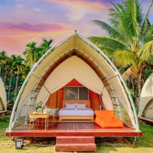 4*6*3m High Quality Sailcloth Luxury Glamping Tent Safari Tent Outdoor Glamping Tents for Family Use Luxury Outdoor Big Tents