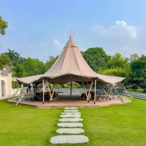 8.2m Luxury Outdoor Camping Picnic India Polyester Four-Season Galvanized Iron Frame 50-60 People Capacity Safari Event Party