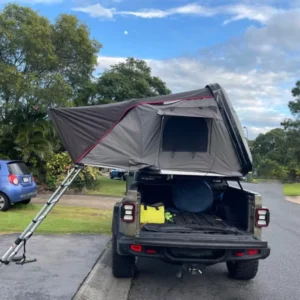 China Manufacturer Four-Season Hard Shell Rooftop Tent, 2 Person, Waterproof Canvas, Camping Car Roof Tent for SUV