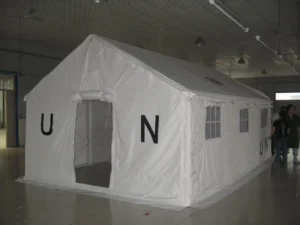Customized White Temporary Shelter Canvas Accommodation Family Tent for Disaster