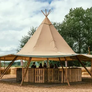 Glamping Accommodation Tent for Resorts and Hotels, Straw Hat Design Camping Tent