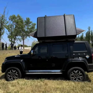 Good Price Shell Roof Top Tent for Camping Waterproof 4 Person With Skylight Lightweight Rooftop Tent