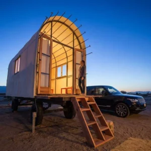 Luxury Mobile Glamping House Rounded Arc Roof Tiny House Wheels Waterproof 900D Oxford Fabric Suite 16sqm Beach Events Resort
