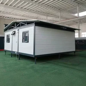 Modern Expandable Container House Durable Steel Structure Cabin for Resorts Construction Sites and Remote Accommodation