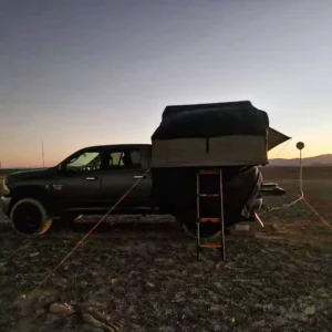 OEM Waterproof Foldable Aluminum Soft Shell Rooftop Tent for SUVs, 3-4 Person