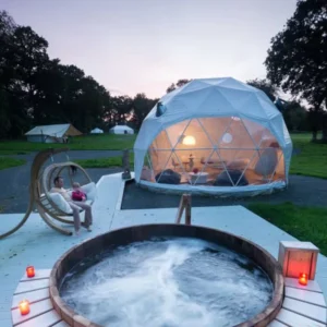 Outdoor Winter Globe Igloo Dome Glamping Tents With Bathroom