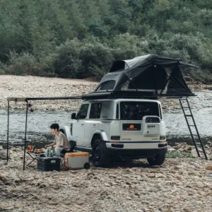 Pop-Up Hard Shell Rooftop Tent for Family Camping, Rainproof Large Space RTT